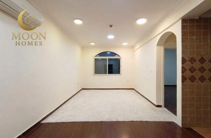 Apartment - 1 - 1 for rent in Umm Ghwailina Comm - Umm Ghuwalina - Umm Ghuwailina - Doha