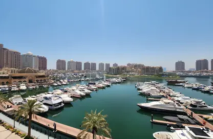 Townhouse - 2 Bedrooms - 3 Bathrooms for rent in West Porto Drive - Porto Arabia - The Pearl Island - Doha
