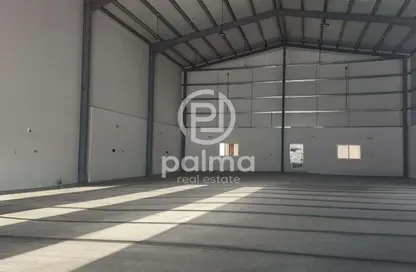 مخزن - استوديو - 8 حمامات للايجار في شارع الصناعية الشرقي - بركة العوامر - الوكرة