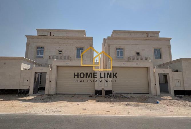 980371 - Property Image 2