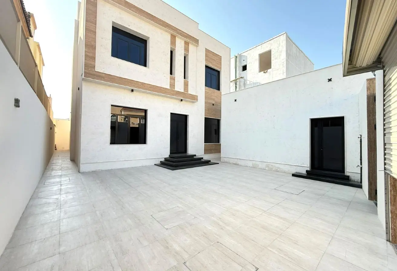 63531185 - Property Main Image