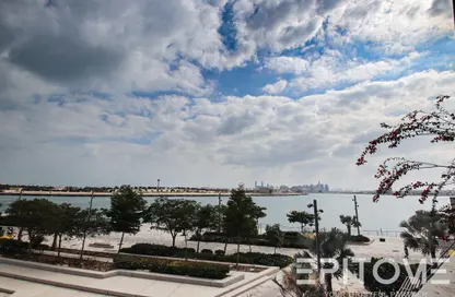 Townhouse - 3 Bedrooms - 4 Bathrooms for sale in Seef Lusail Tower 1 - Seef Lusail - Lusail City - Lusail