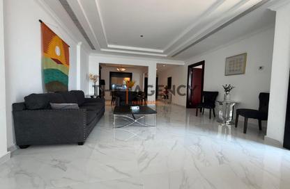 Apartment - 1 Bedroom - 1 Bathroom for sale in Tower 24 - Tower 24 - The Pearl Island - Doha