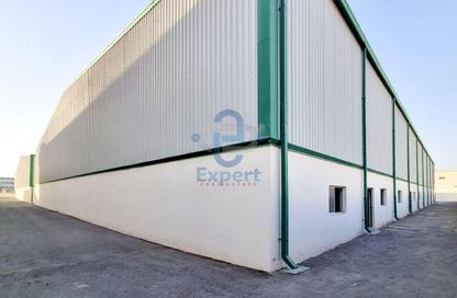 Warehouse - Studio - 3 Bathrooms for rent in East Industrial Street - Birkat Al Awamer - Al Wakra