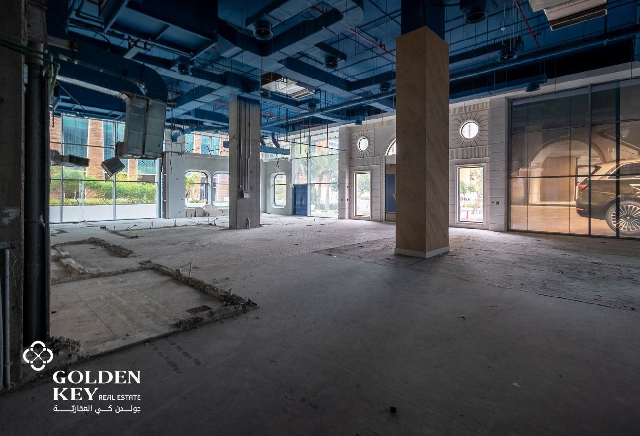 High-Visibility Retail/Showroom – Lusail Marina