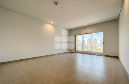 Apartment - 1 - 2 for rent in Al Mutahidah Tower - Viva Bahriyah - The Pearl Island - Doha