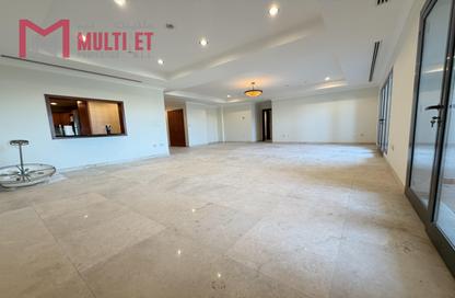 Apartment - 2 Bedrooms - 3 Bathrooms for rent in East Porto Drive - Porto Arabia - The Pearl Island - Doha Apartment - 2 Bedrooms - 3 Bathrooms for rent in East Porto Drive - Porto Arabia - The Pearl Island - Doha