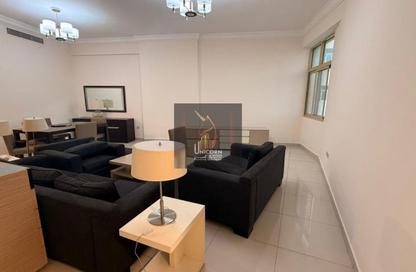 Apartment - 2 Bedrooms - 3 Bathrooms for rent in Anas Street - Fereej Bin Mahmoud North - Fereej Bin Mahmoud - Doha