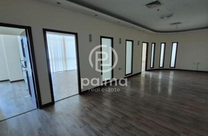 مساحات مكتبية - 8 غرف نوم - 3 حمامات للايجار في D-Rind Office Building - الطريق الدائري الرابع - الطريق الدائري الرابع - الدوحة