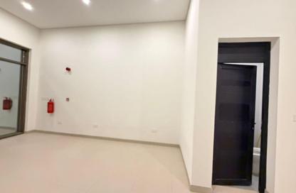 Shop - Studio - 1 Bathroom for rent in Al Waab - Al Waab - Doha
