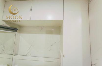 Apartment - Studio - 1 Bathroom for rent in Umm Ghwailina Comm - Umm Ghuwalina - Umm Ghuwailina - Doha