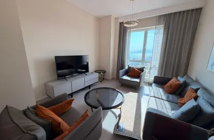 Apartment - 1 Bedroom - 2 Bathrooms for rent in Viva West - Viva Bahriyah - The Pearl Island - Doha