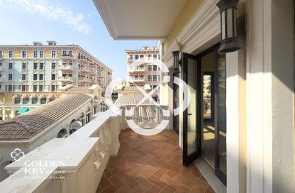 Apartment - 3 - 4 for rent in Carnaval - Qanat Quartier - The Pearl Island - Doha