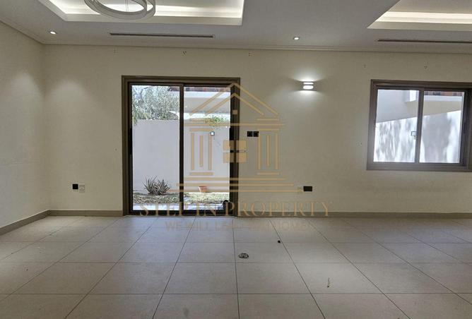 56267563 - Property Image 3