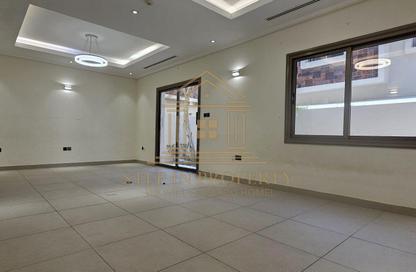 Compound - 3 Bedrooms - 4 Bathrooms for rent in Al Messila - Al Messila - Doha Compound - 3 Bedrooms - 4 Bathrooms for rent in Al Messila - Al Messila - Doha