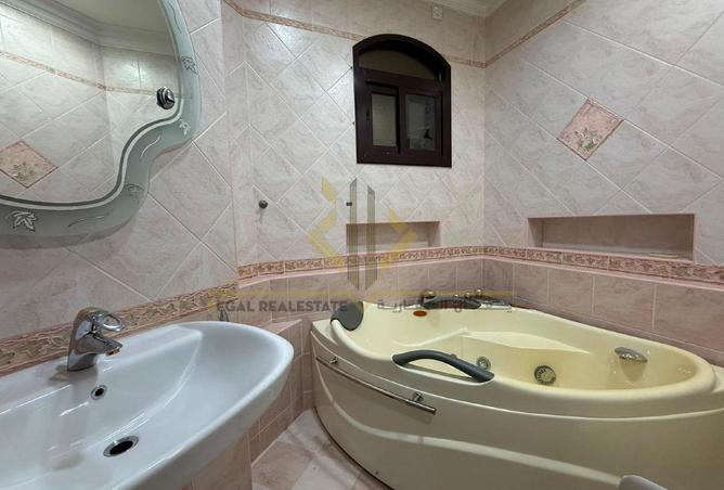 61787741 - Property Image 3