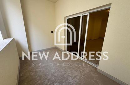 Apartment - 3 Bedrooms - 1 Bathroom for rent in Fereej Bin Mahmoud - Doha Apartment - 3 Bedrooms - 1 Bathroom for rent in Fereej Bin Mahmoud - Doha