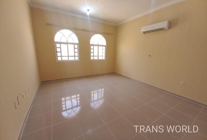 54294690 - Property Image 2