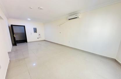 Apartment - 2 Bedrooms - 2 Bathrooms for rent in Al Sadd Road - Al Sadd - Doha