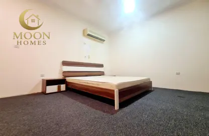 Apartment - 1 Bedroom - 1 Bathroom for rent in Umm Ghwailina Comm - Umm Ghuwalina - Umm Ghuwailina - Doha