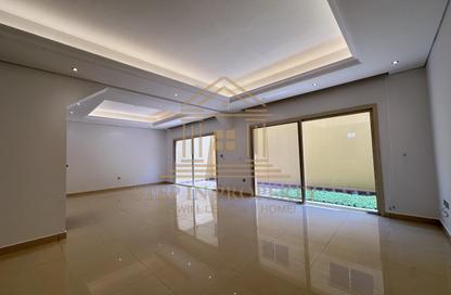 Villa - 5 Bedrooms - 7 Bathrooms for rent in Al Messila - Al Messila - Doha