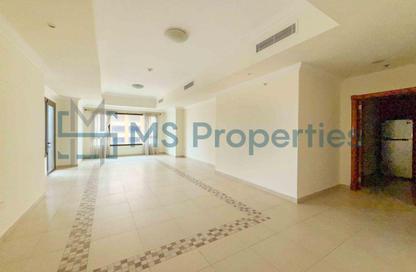 Apartment - 1 Bedroom - 2 Bathrooms for rent in West Porto Drive - Porto Arabia - The Pearl Island - Doha