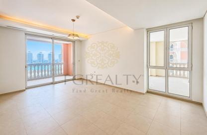 Apartment - 2 Bedrooms - 3 Bathrooms for rent in Viva West - Viva Bahriyah - The Pearl Island - Doha