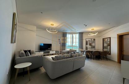 Apartment - 2 Bedrooms - 4 Bathrooms for rent in Floresta Gardens - Floresta Gardens - The Pearl Island - Doha