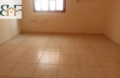 Apartment - 2 Bedrooms - 1 Bathroom for rent in Al Mansoura - Doha
