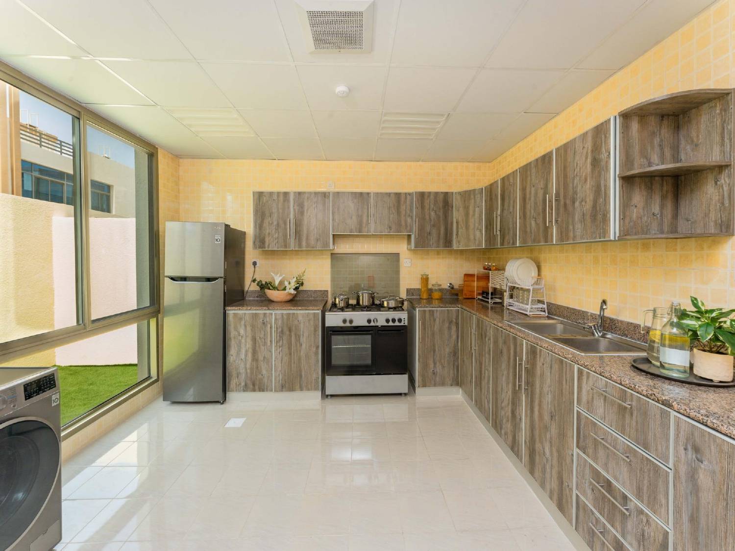 Amazing big size6BHK Villa for Sale in Al Wukair thumbnail 9
