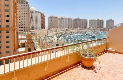 Apartment - 2 Bedrooms - 3 Bathrooms for sale in West Porto Drive - Porto Arabia - The Pearl Island - Doha