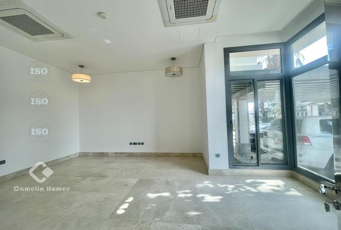 52451883 - صورة العقار 2