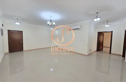 Apartment - 2 Bedrooms - 3 Bathrooms for rent in Al Mansoura - Al Mansoura - Doha