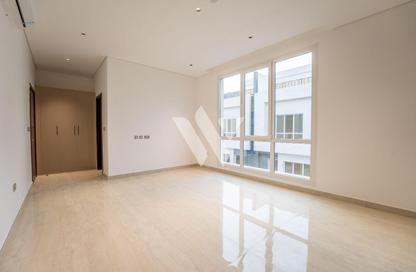 Villa - 7 Bedrooms - 7+ Bathrooms for rent in Al Kheesa - Al Kheesa - Umm Salal Mohammed