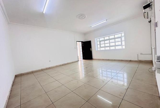 54686805 - Property Image 3