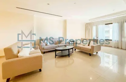 Apartment - 1 Bedroom - 2 Bathrooms for sale in East Porto Drive - Porto Arabia - The Pearl Island - Doha