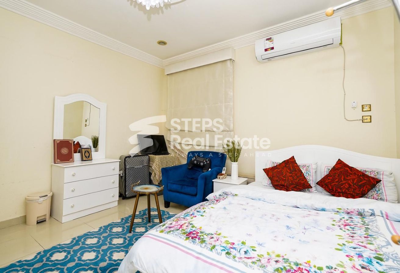 5 BHK Villa with Maids Room for Sale in Al Wakrah