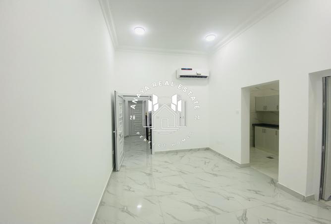 1014557 - Property Image 3