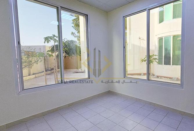 60837183 - Property Main Image