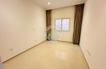 Apartment - 2 Bedrooms - 2 Bathrooms for rent in Al Nasr Street - Al Nasr - Doha
