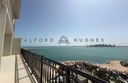 Penthouse - 3 Bedrooms - 5 Bathrooms for rent in Floresta Gardens - Floresta Gardens - The Pearl Island - Doha