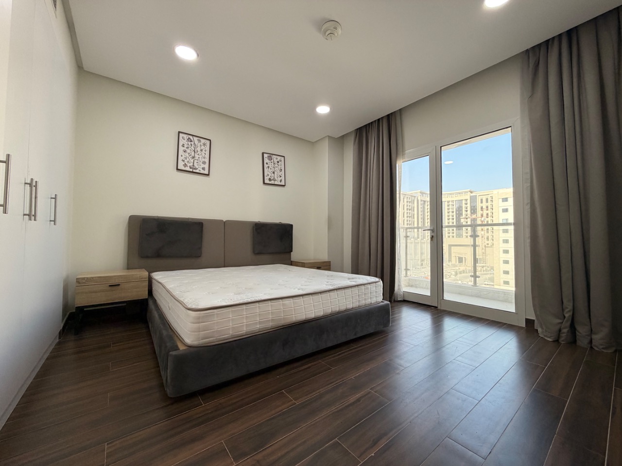 Modern 2 Bedroom Apartment in Al Erkyah for Rent