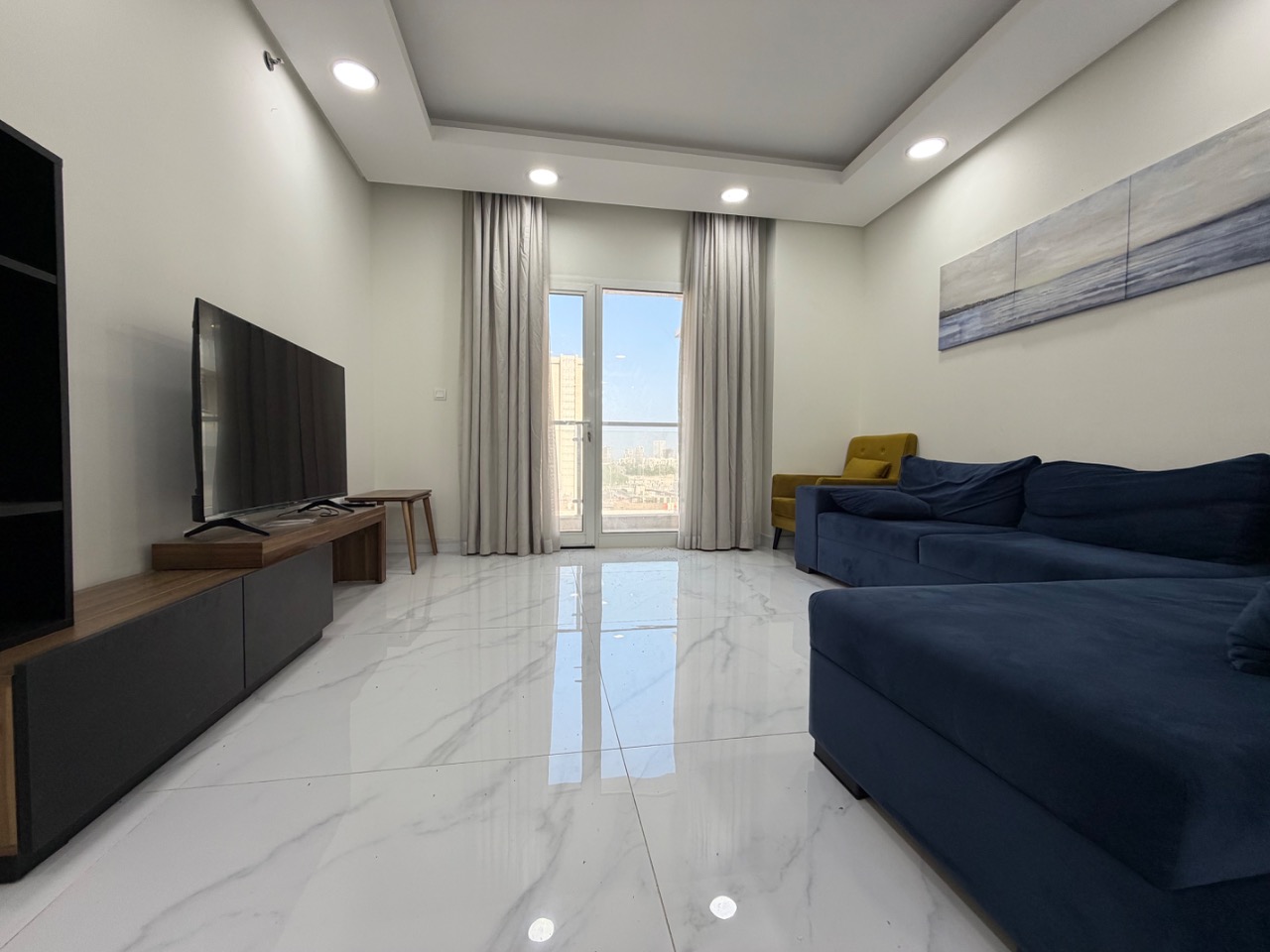 Modern 2 Bedroom Apartment in Al Erkyah for Rent thumbnail 4