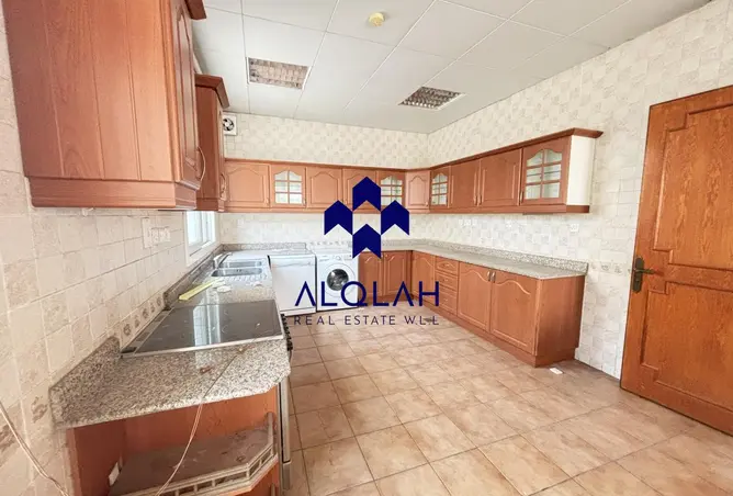 63701069 - Property Image 3