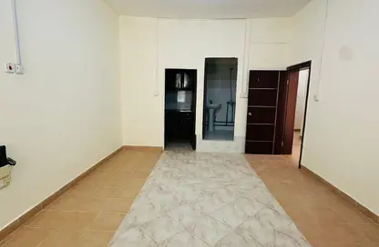 Apartment - 1 Bedroom - 1 Bathroom for rent in New Al Hitmi - Fereej Bin Omran - Doha