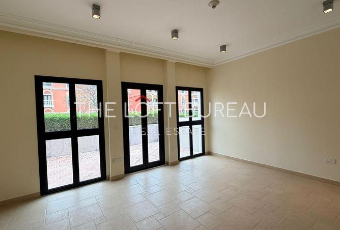 53763615 - Property Main Image