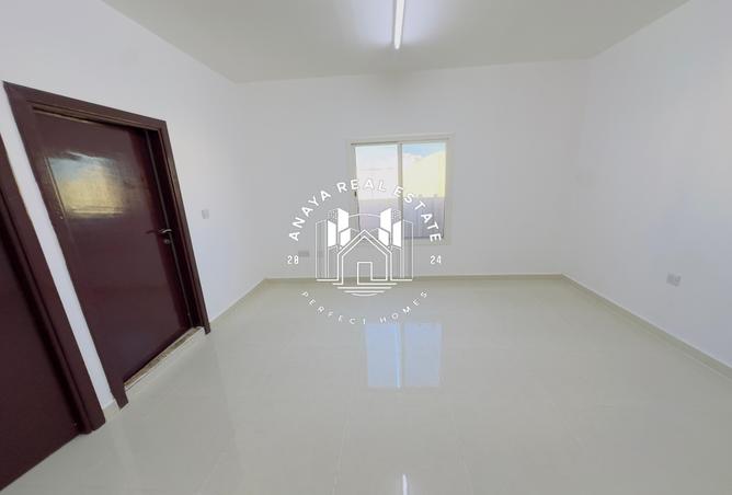 57033612 - Property Image 2