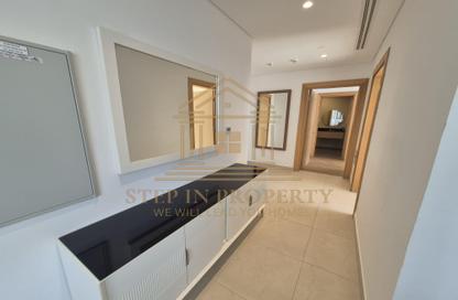 Apartment - 3 Bedrooms - 4 Bathrooms for rent in Floresta Gardens - Floresta Gardens - The Pearl Island - Doha