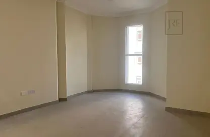 Apartment - 3 Bedrooms - 3 Bathrooms for rent in Fereej Bin Mahmoud North - Fereej Bin Mahmoud - Doha