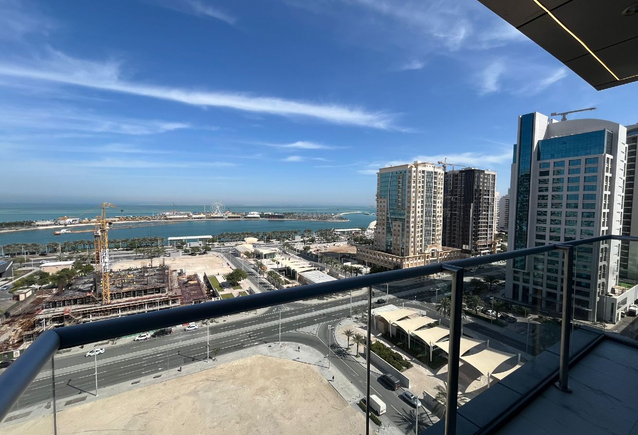 Hot Deal! FF 1BHK with Balcony | Sea View | Lusail